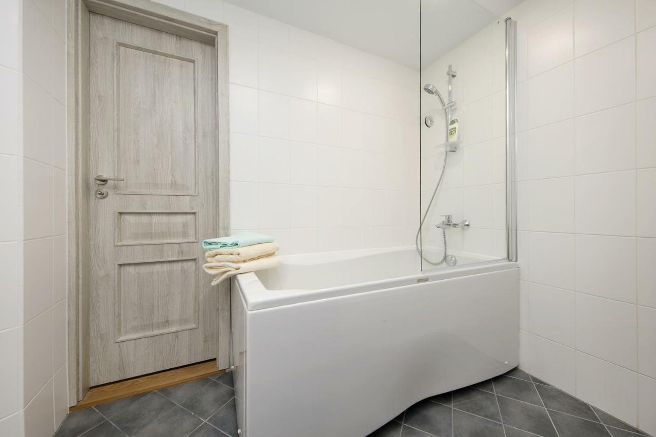 Lootsi 3A Nordic Style With Parking Apartment Tallinn Exterior photo